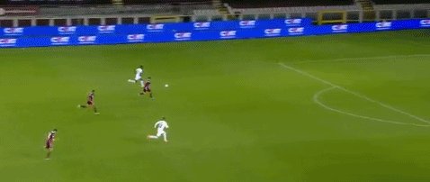 1620861333458018758.gif 米兰2.gif