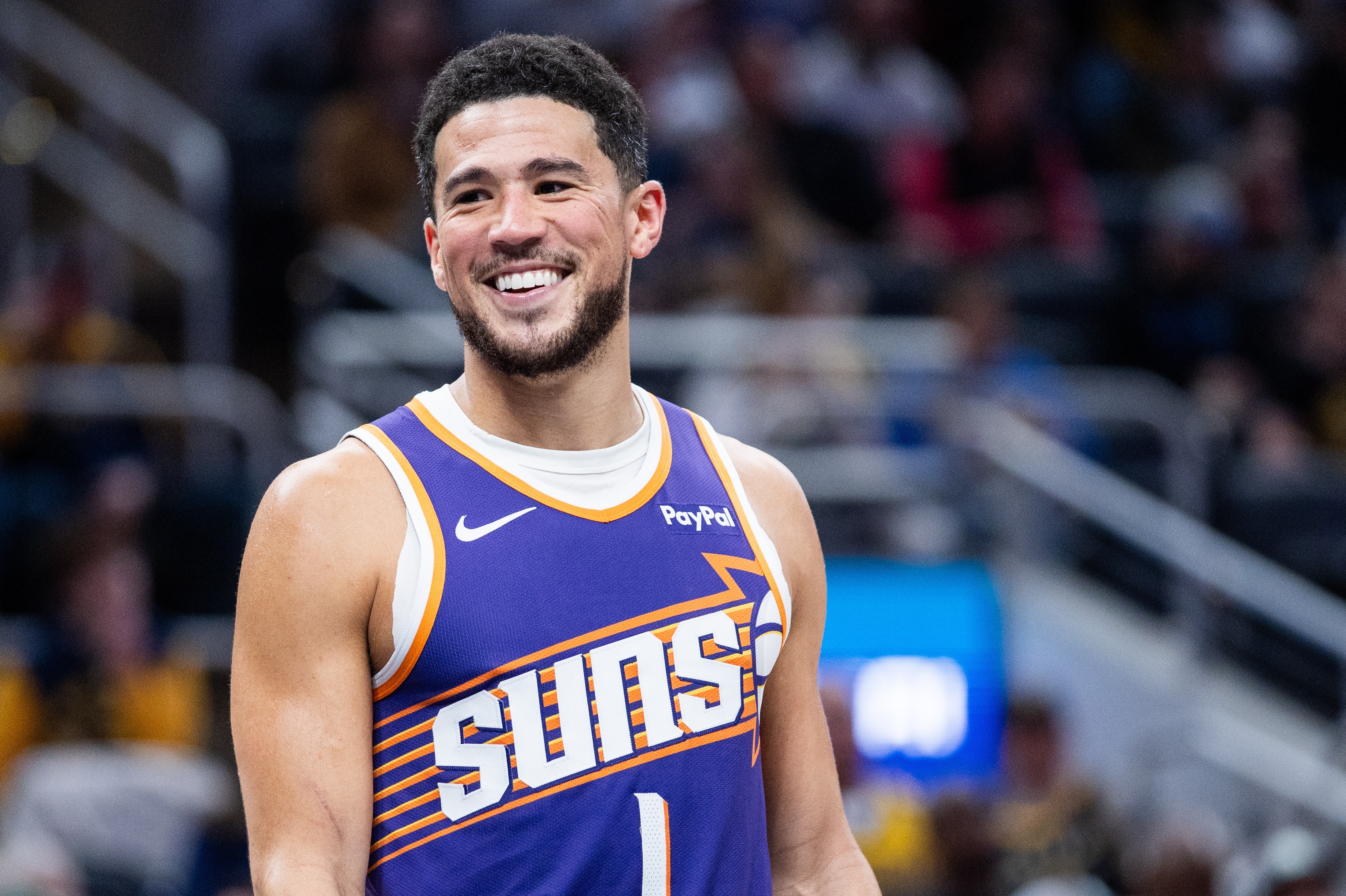 奇异果体育直播-恭喜！布克生涯35+场数达112场 超越恩比德&amp;浓眉升至历史第25